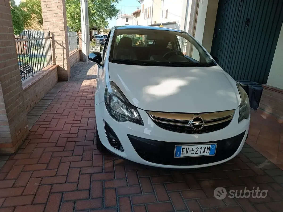 Usata Opel Corsa 95 CV (69 kW) 2014 Bianco Utilitaria