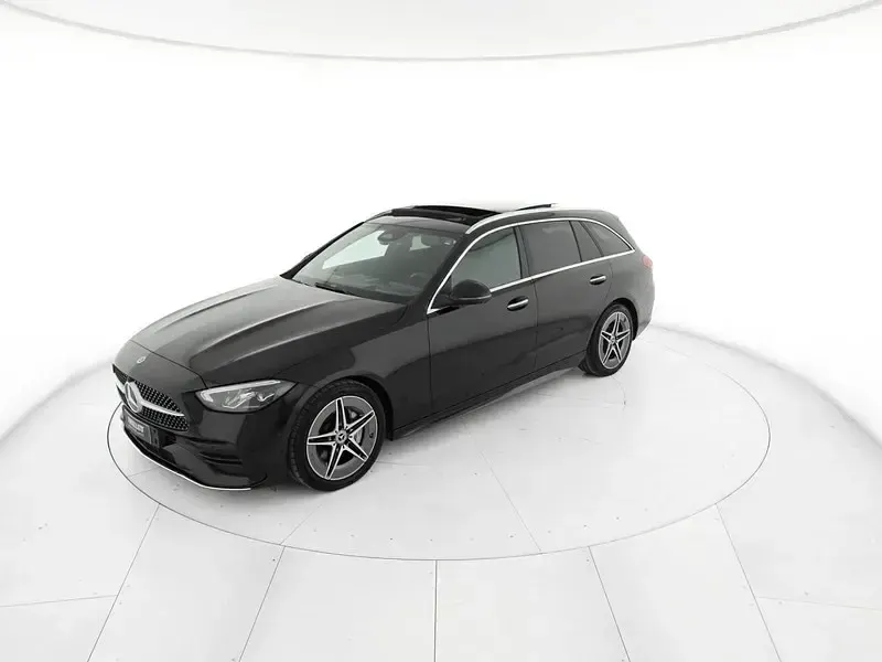 Usata Mercedes 300 Premium 265 CV (194 kW) 2022 Nero Station wagon