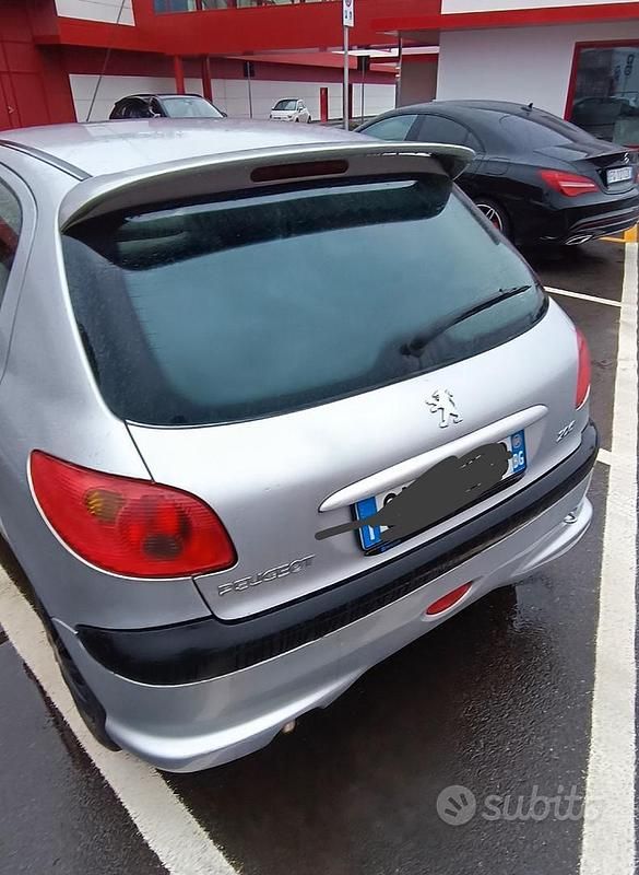 Usata Peugeot 206 75 CV (55 kW) 2004 Berlina