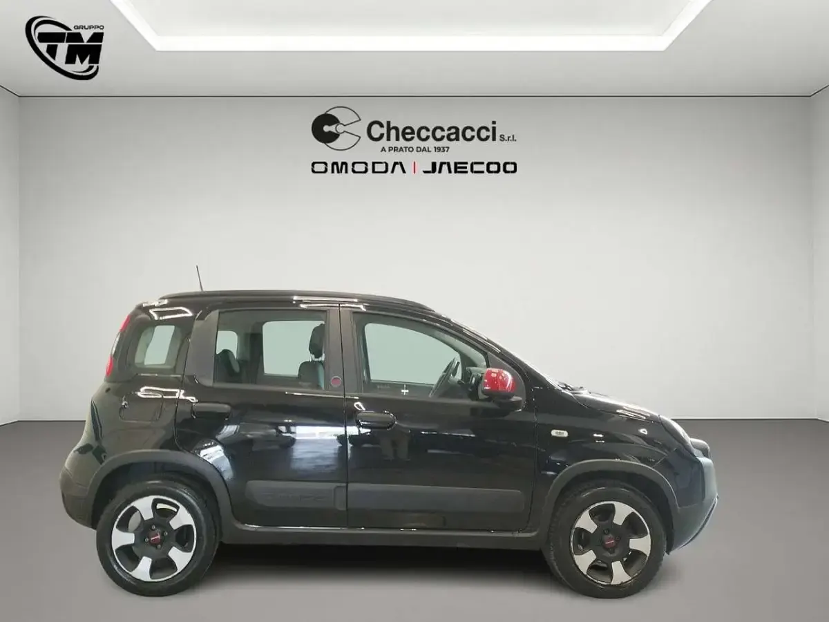 Usata Fiat Panda Cross Cross 70 CV (51 kW) 2022 Nero Utilitaria
