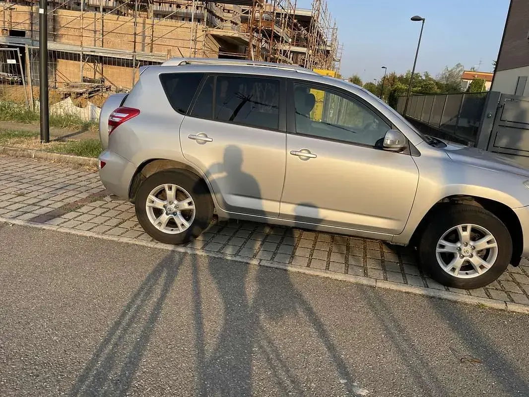 Usata Toyota RAV4 Sol 150 CV (110 kW) 2010 SUV