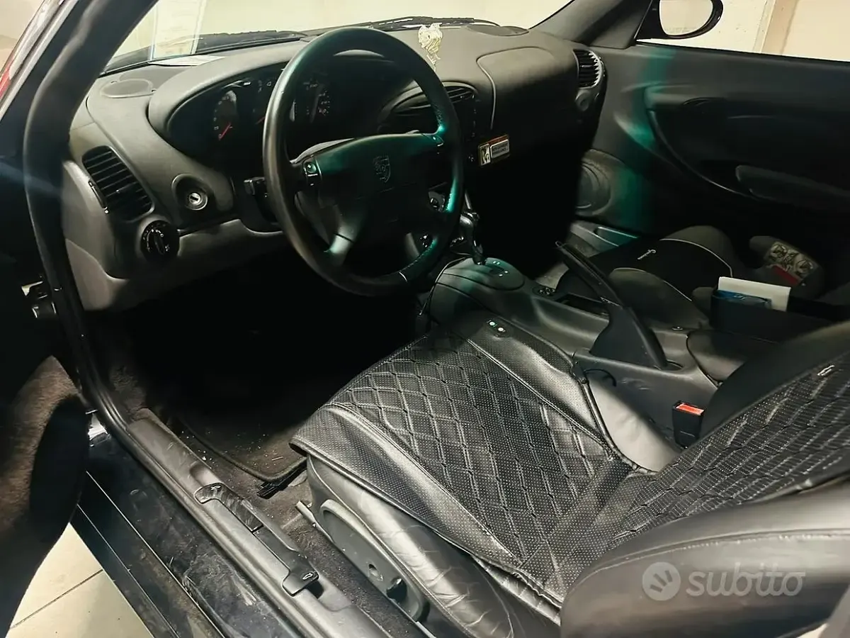 Usata Porsche Boxster 204 CV (150 kW) 1999 Nero Cabrio