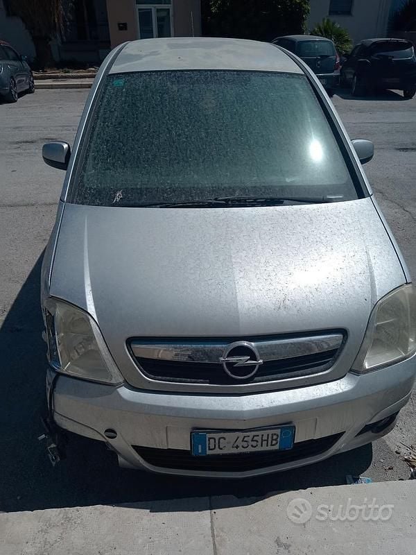 Grigio Usata 2007 Opel Meriva Monovolume | 450 € (Super prezzo) - Immagine 1/4