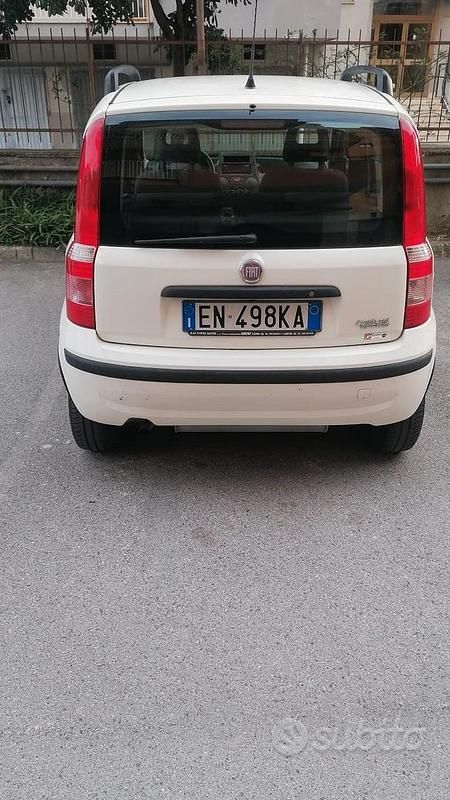 Usata Fiat Panda 77 CV (56 kW) 2012 Bianco Utilitaria