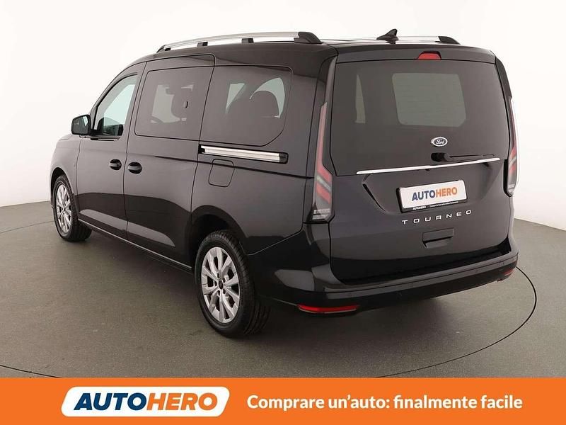 Usata Ford Tourneo Titanium 122 CV (89 kW) 2022 Nero Monovolume