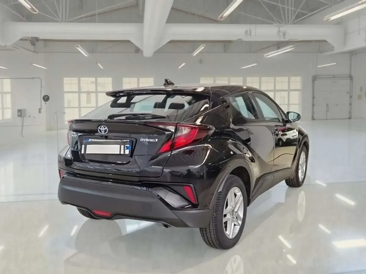Usata Toyota C-HR Business Edition 98 CV (72 kW) 2022 Nero SUV