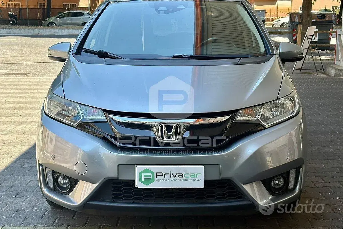 Usata Honda Jazz Elegance 102 CV (75 kW) 2017 Grigio Utilitaria