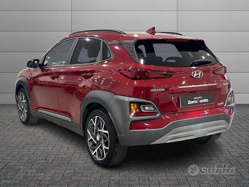 Usata Hyundai Kona XPrime 141 CV (103 kW) 2021 Rosso SUV