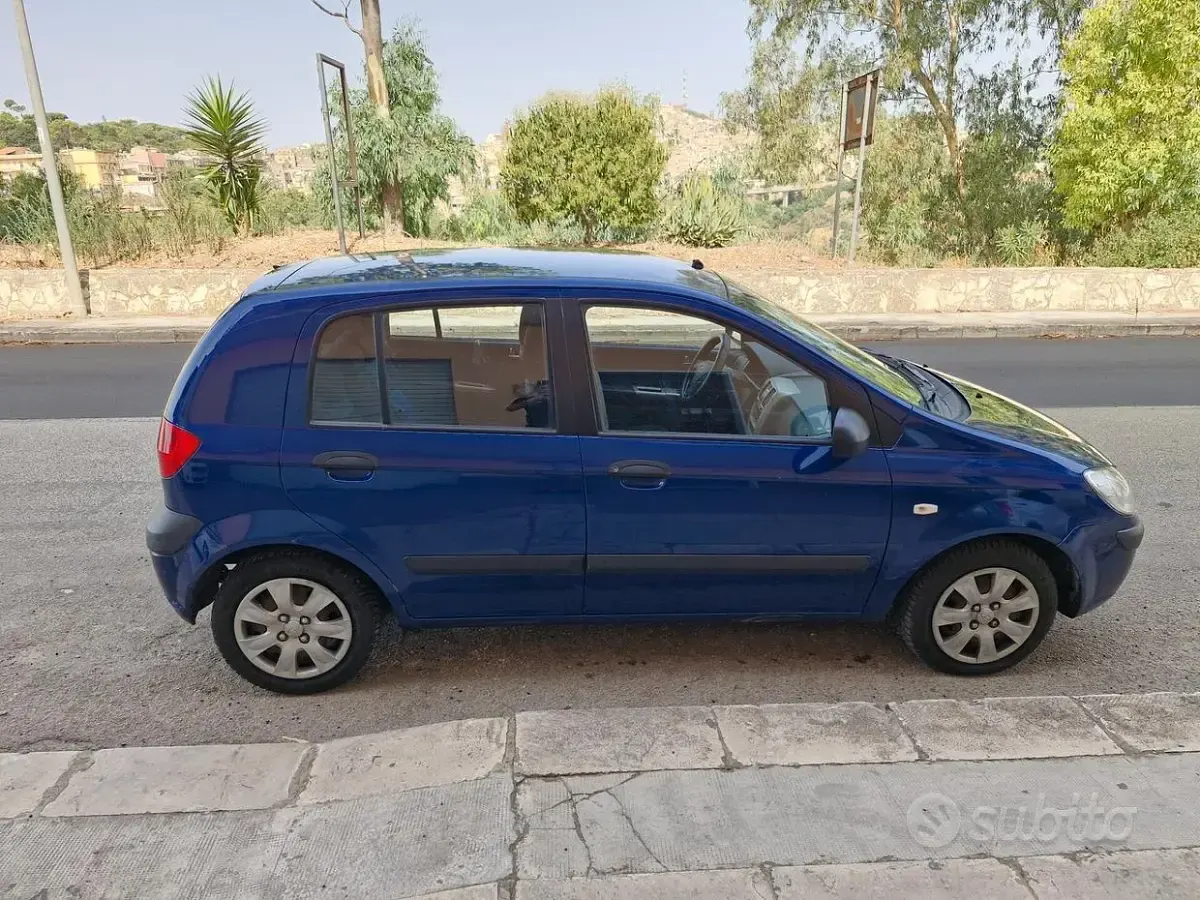 Usata Hyundai Getz Style 66 CV (48 kW) 2007 Bluazzurro Utilitaria