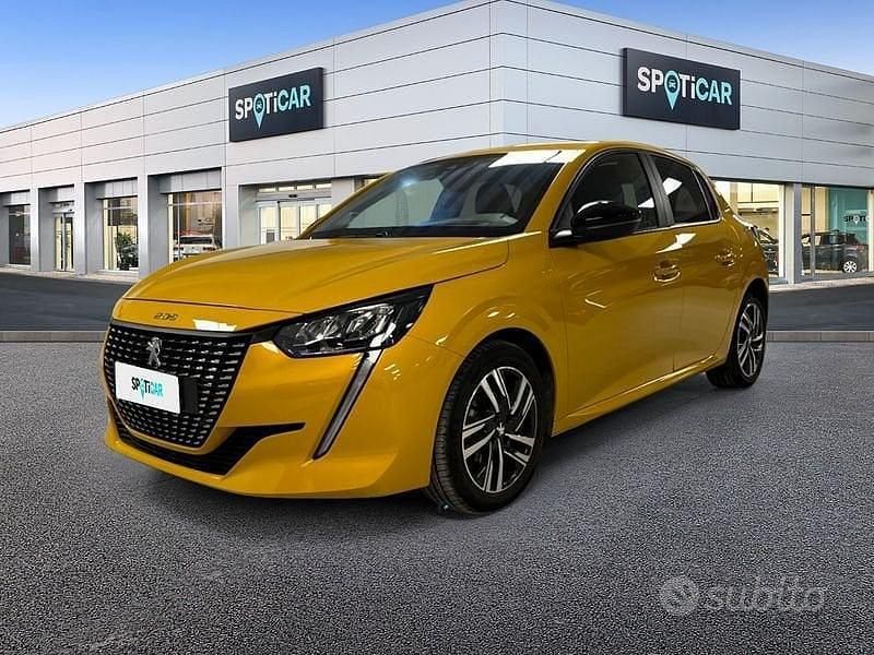 Usata Peugeot 208 Active 75 CV (55 kW) 2023 Utilitaria