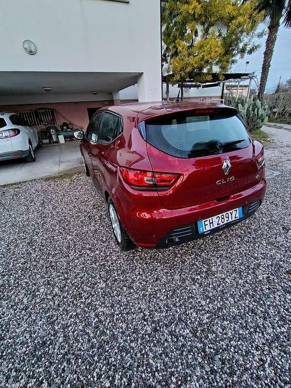 Usata Renault Clio IV Zen 75 CV (55 kW) 2017 Rosso Berlina
