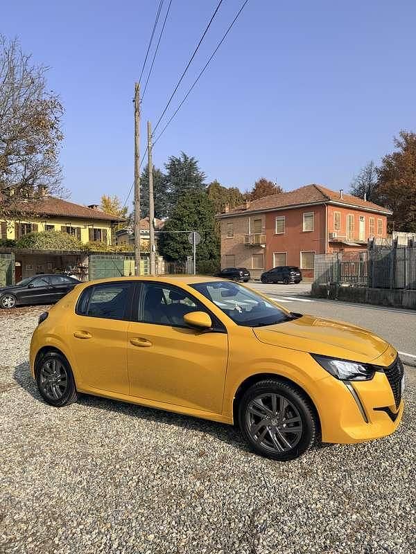 Usata Peugeot 208 Active 75 CV (55 kW) 2021 Oro Utilitaria