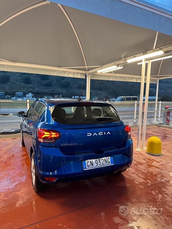 Usata Dacia Sandero Expression 67 CV (49 kW) 2023 Blu Berlina