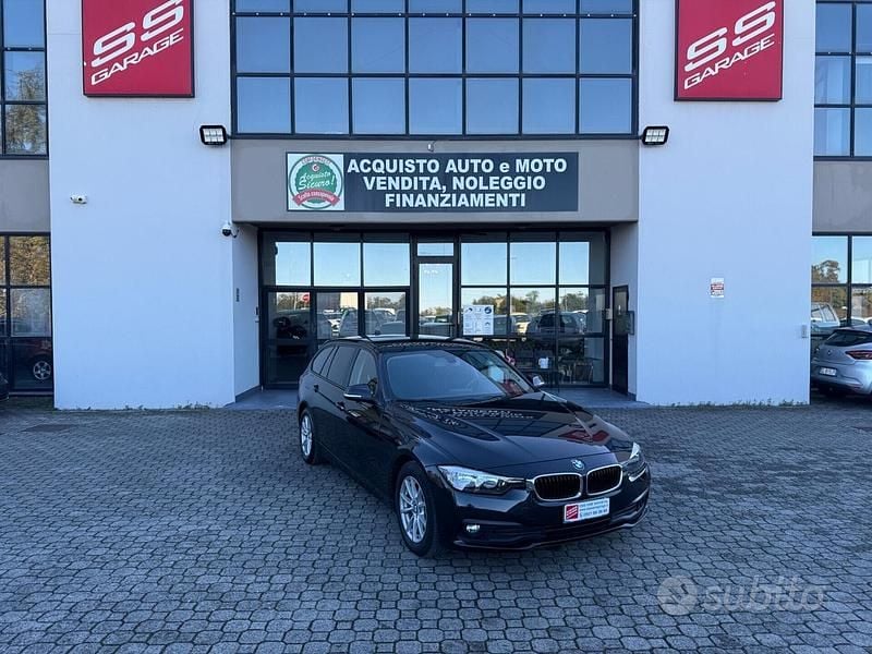 Usata BMW 318 Efficient Dynamics 150 CV (110 kW) 2016 Nero Station wagon