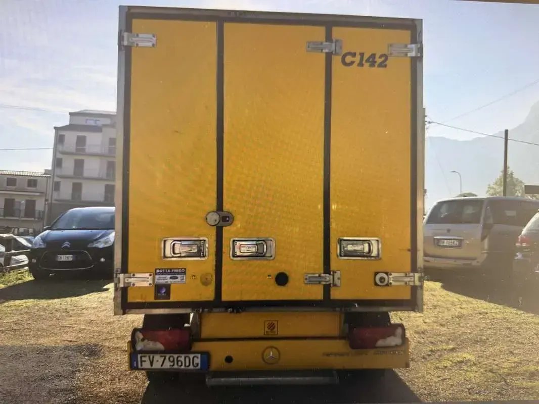 Usata Mercedes Sprinter 150 CV (110 kW) 2019 Giallo Furgone