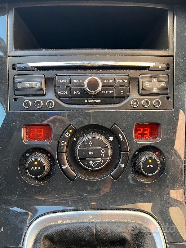 Usata Peugeot 3008 115 CV (84 kW) 2014 Bianco Monovolume