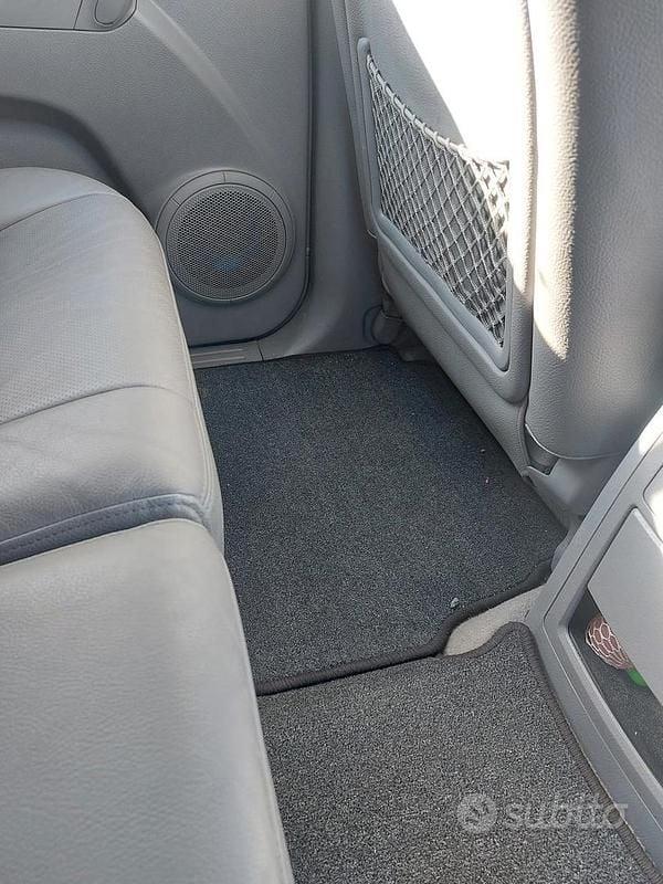 Usata Kia Sorento Active 140 CV (102 kW) 2005 Nero SUV