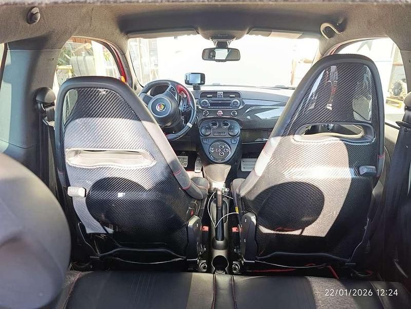Usata Abarth 695 179 CV (131 kW) 2011 Utilitaria