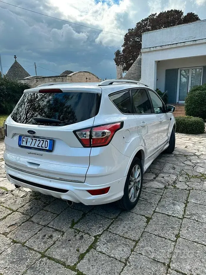 Usata Ford Kuga 150 CV (110 kW) 2019 SUV