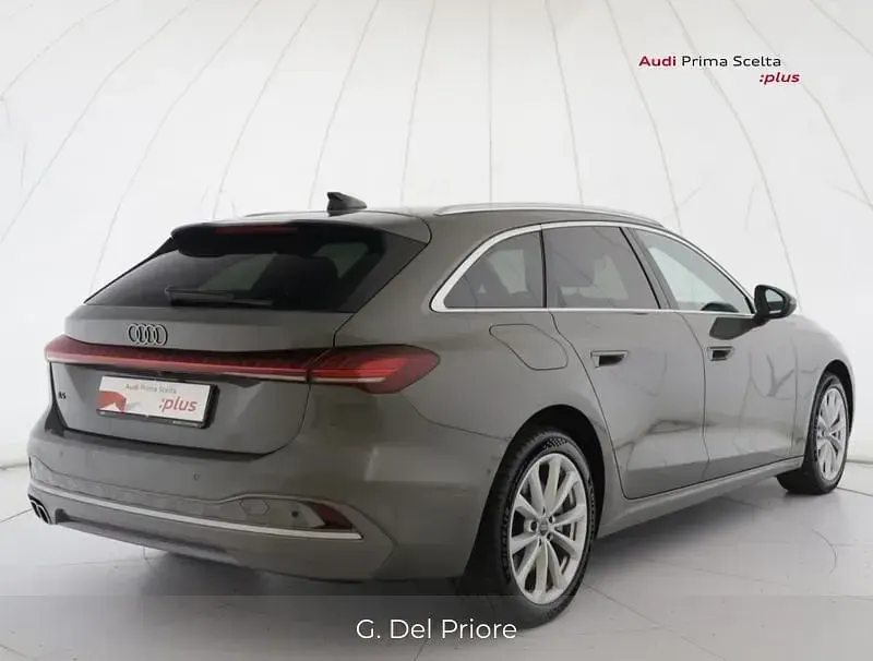 Usata Audi A5 Advanced 204 CV (150 kW) 2025 Grigio Berlina