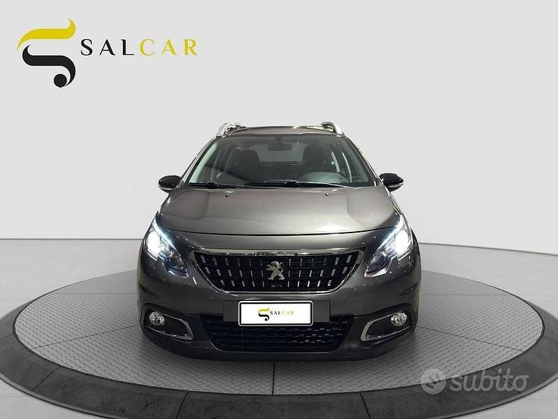 Usata Peugeot 2008 Allure 100 CV (73 kW) 2018 Grigio SUV