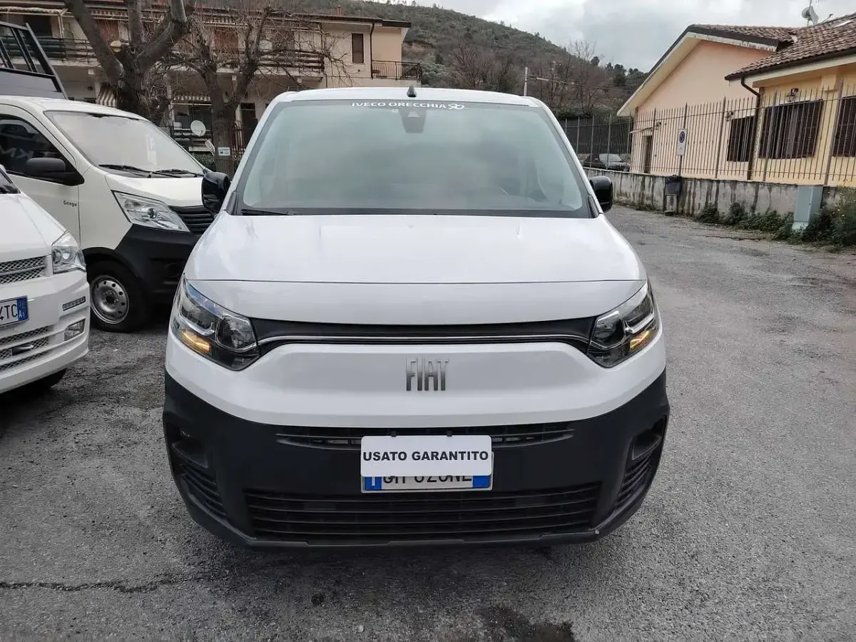 Usata Fiat Doblò 131 CV (96 kW) 2025 Other Monovolume