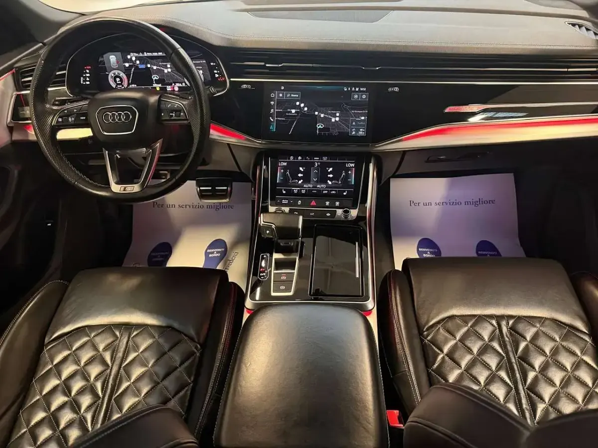 Usata Audi Q8 S-line plus 286 CV (210 kW) 2023 Nero SUV