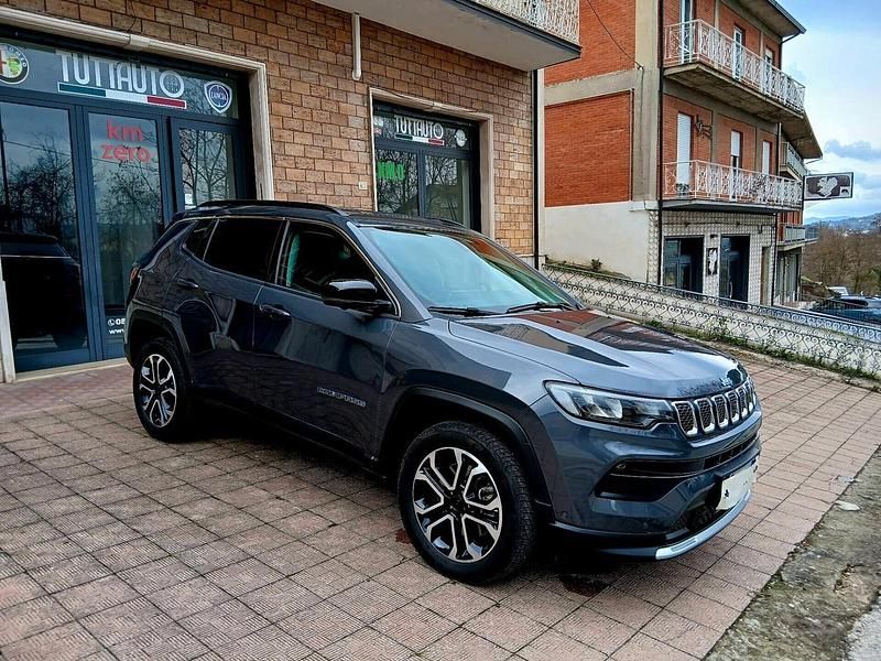 Usata Jeep Compass Limited 130 CV (95 kW) 2022 Grigio SUV