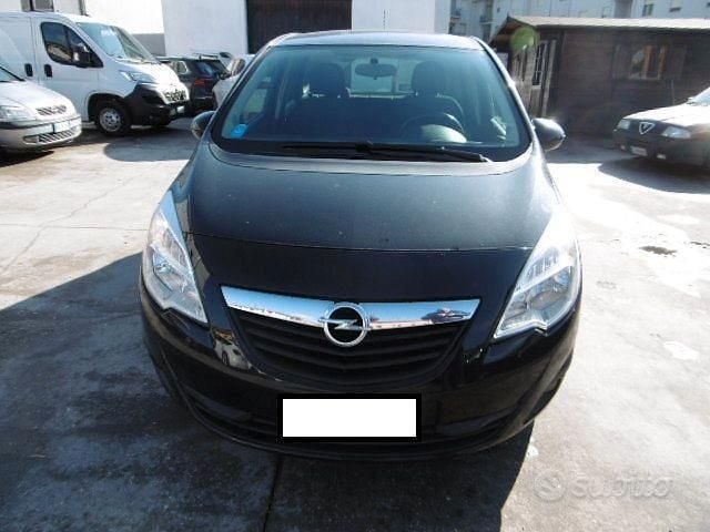 Usata Opel Meriva Cosmo 100 CV (73 kW) 2012 Nero Monovolume