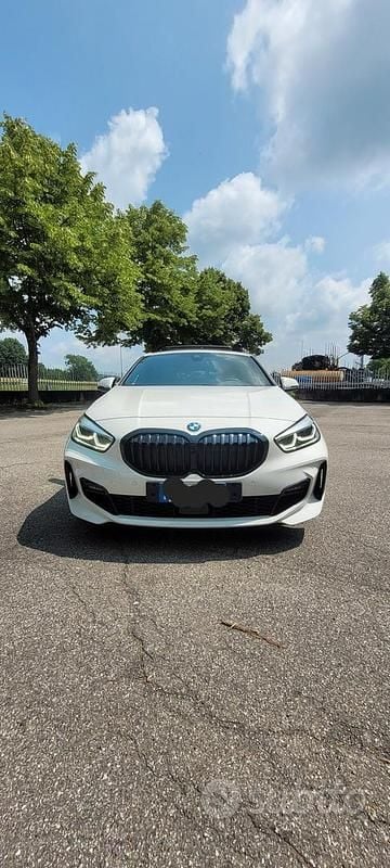 Usata BMW 120 M Sport 178 CV (130 kW) 2023 Bianco Utilitaria