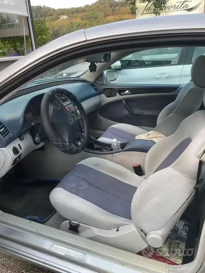 Usata Mercedes CLK200 192 CV (141 kW) 1999 Grigio Coupé