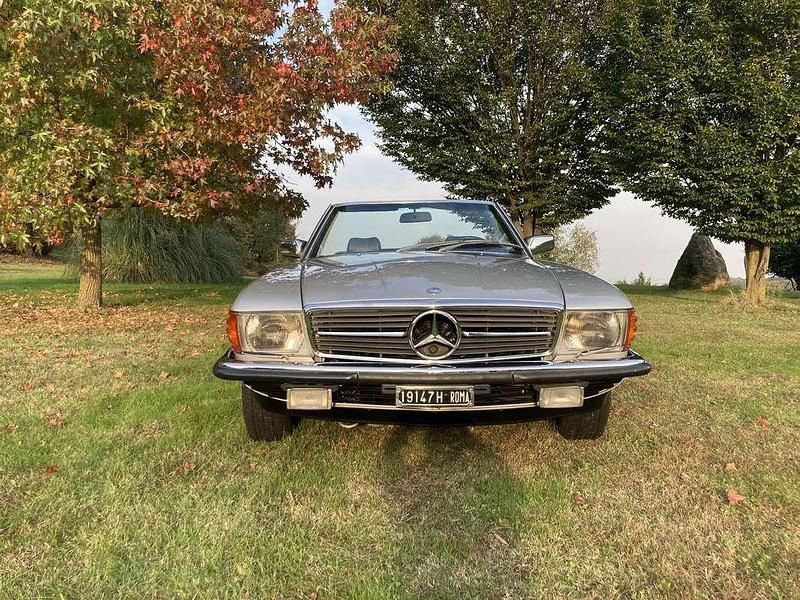 Usata Mercedes SL380 204 CV (150 kW) 1983 Cabrio