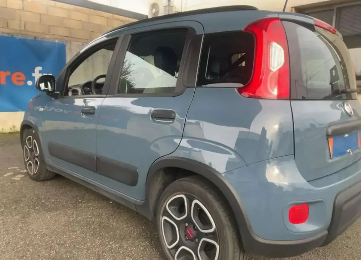 Usata Fiat Panda City Life 69 CV (50 kW) 2021 Blu/azzurro Utilitaria