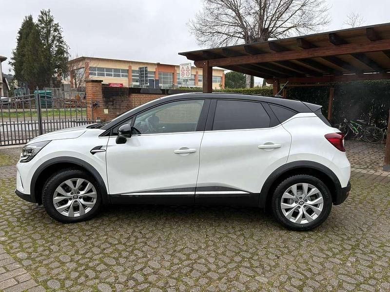 Usata Renault Captur Intens 140 CV (102 kW) 2021 Bianco SUV
