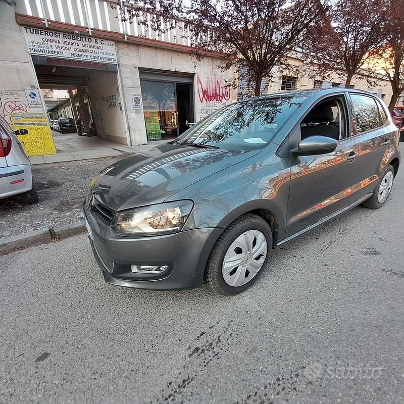 Usata VW Polo Highline 105 CV (77 kW) 2010 Grigio Utilitaria
