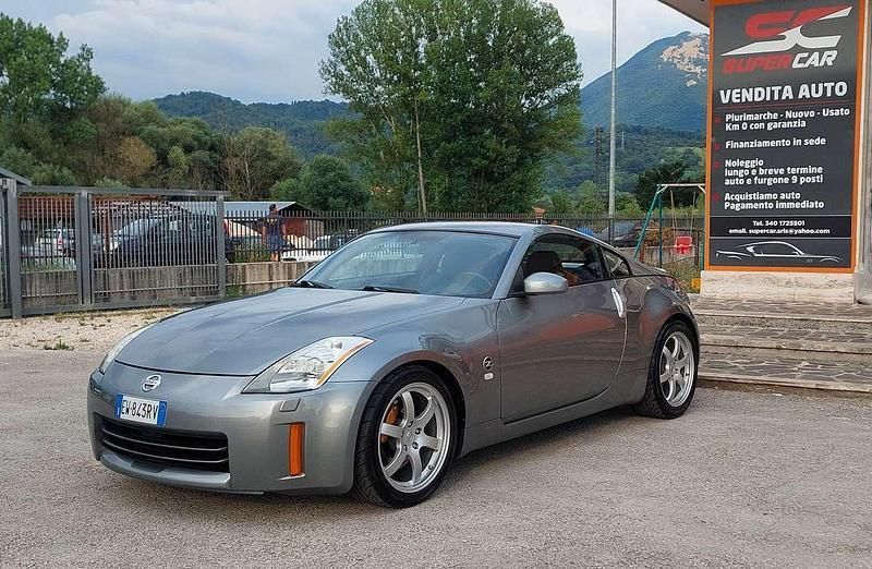 Grigio Usata 2004 Nissan 350Z Coupé | 25.000 € (Cara) - Immagine 1/4