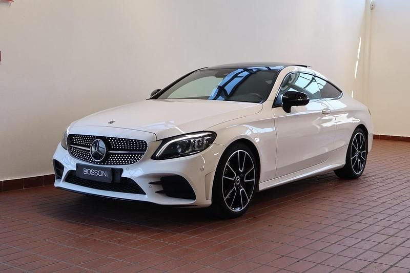 Usata Mercedes 220 Premium Plus 194 CV (142 kW) 2020 Bianco Coupé