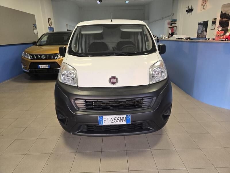 Bianco Usata 2019 Fiat Fiorino Monovolume | 5500 € (Buon prezzo) - Immagine 1/4