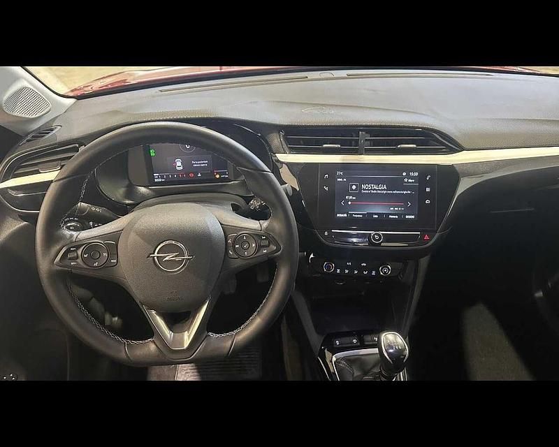Usata Opel Corsa Design & Tech 100 CV (73 kW) 2022 Rosso Utilitaria
