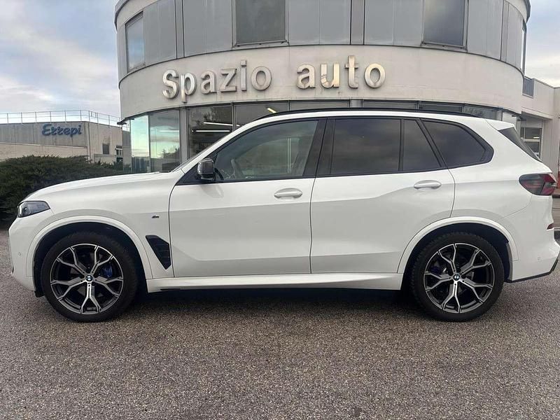 Bianco Usata 2024 BMW X5 M Sport SUV | 63.400 € (Super prezzo) - Immagine 1/4