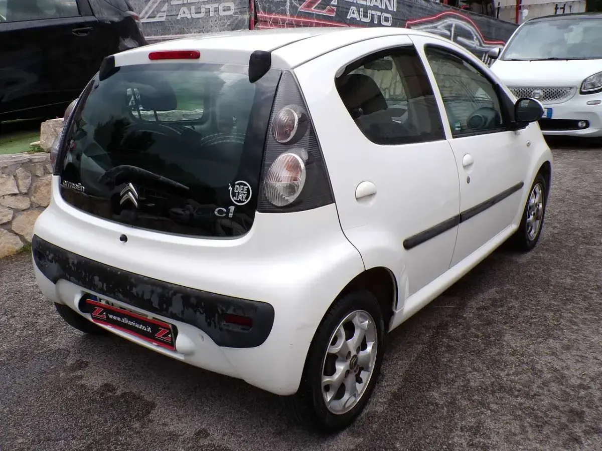 Usata Citroën C1 68 CV (50 kW) 2012 Bianco Utilitaria