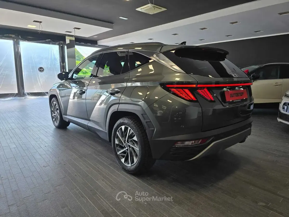 Second-hand Hyundai Tucson 150 CP (110 kW) 2023 Gri SUV