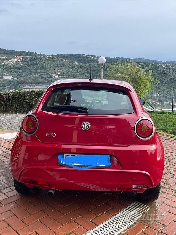Usata Alfa Romeo MiTo 85 CV (62 kW) 2015 Rosso Utilitaria