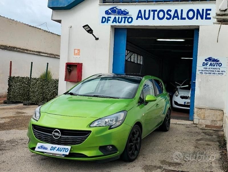 Usata Opel Corsa Innovation 69 CV (50 kW) 2018 Verde Berlina