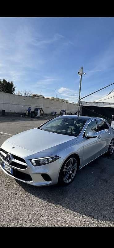 Usata Mercedes A200 150 CV (110 kW) 2019 Berlina