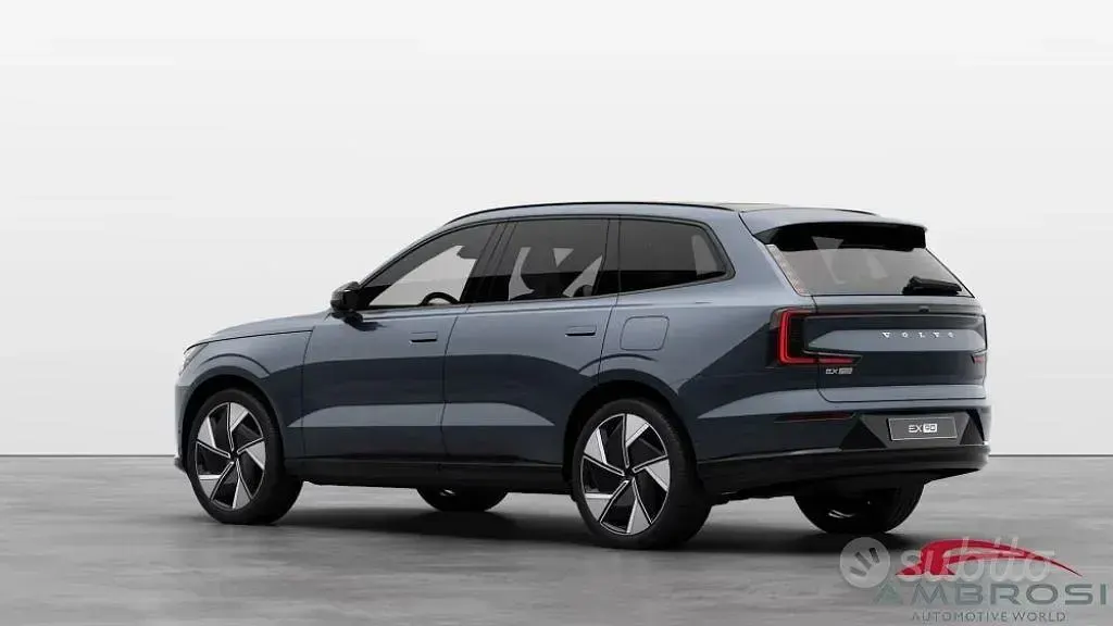 Nuova Volvo EX90 Standard 141 kW (192 CV) 2026 Blu SUV