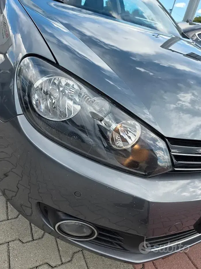 Usata VW Golf VI 140 CV (102 kW) 2011 Grigio Utilitaria