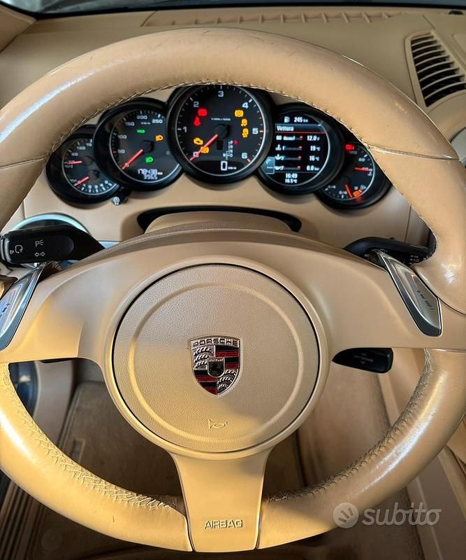 Usata Porsche Cayenne 245 CV (180 kW) 2012 Blu SUV
