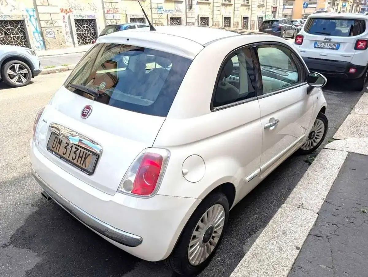 Usata Fiat 500 Lounge 101 CV (74 kW) 2008 Bianco Utilitaria