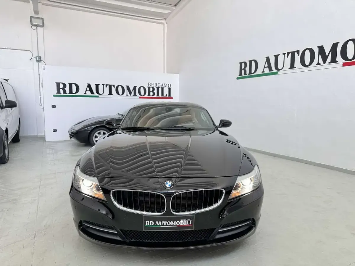 Usata BMW Z4 184 CV (135 kW) 2013 Black sapphire mettallic Cabrio
